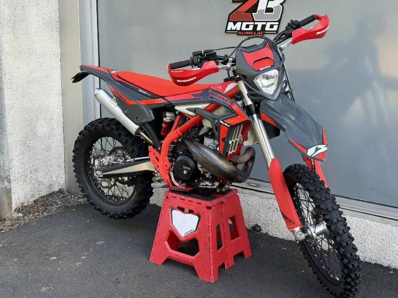 XTRAINER 300