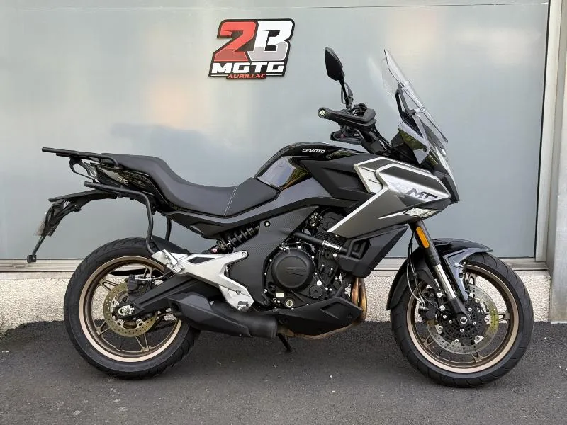 MT 700