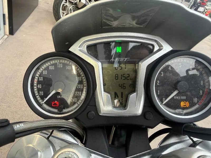 R NineT