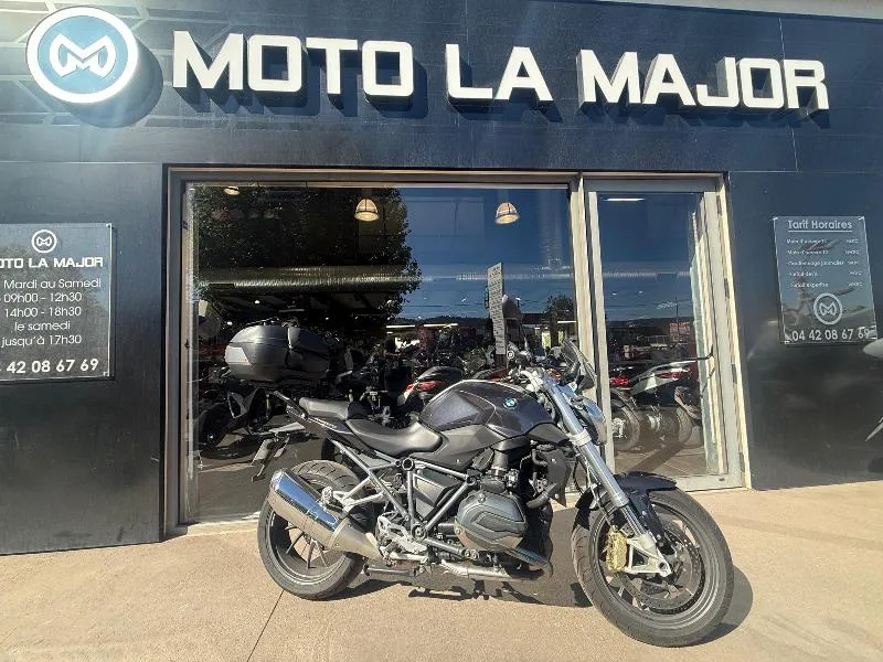R 1200 R