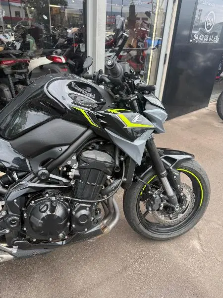 Z 900