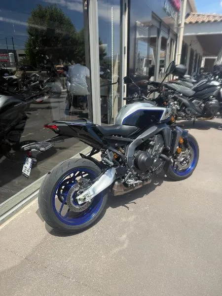 MT09 SP