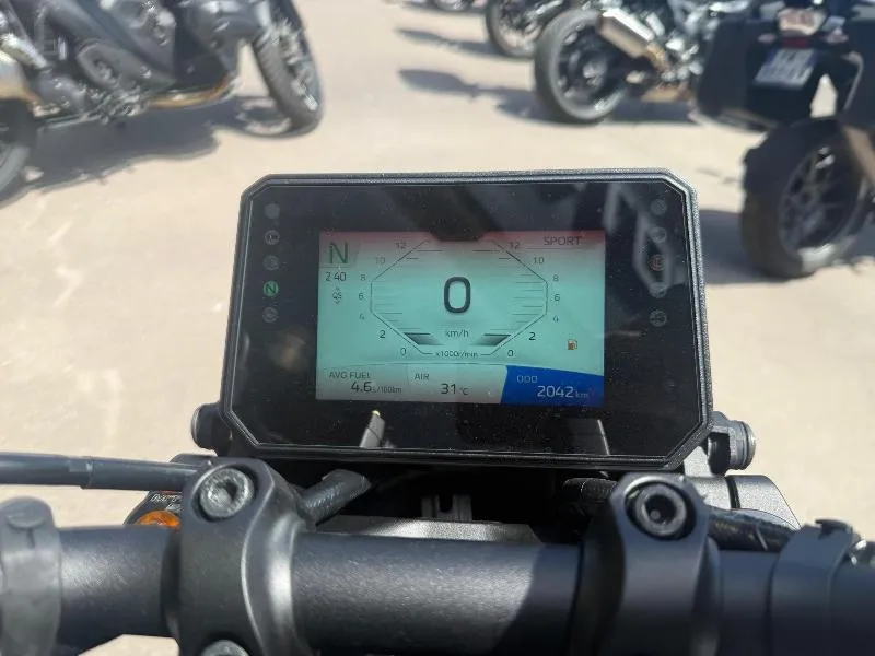 MT09 SP