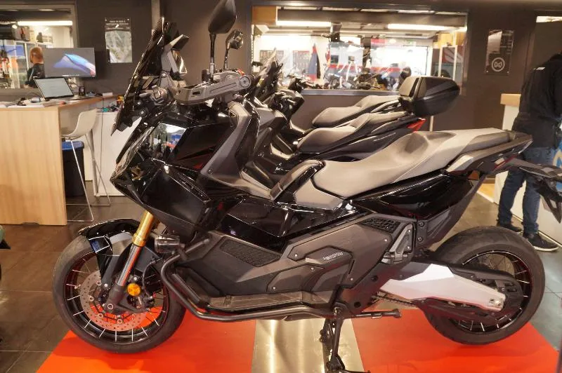 XADV 750 DCT