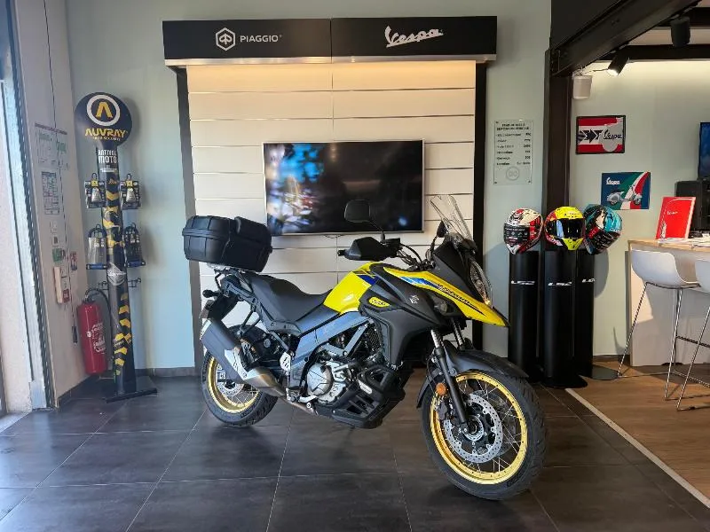 DL VSTROM 650 A2 2022