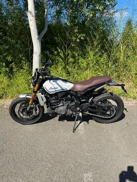 FTR RALLY 1200