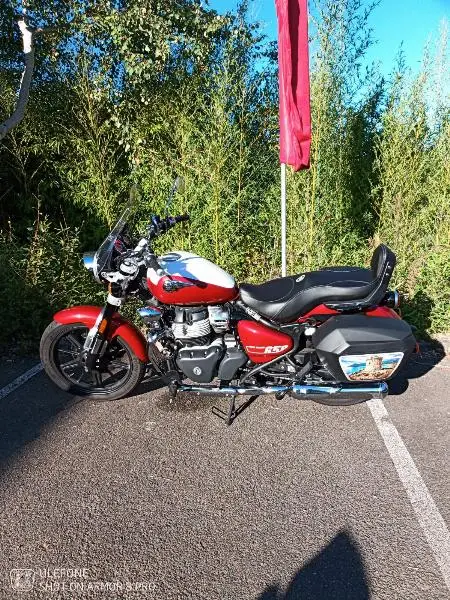 SUPER METEOR 650