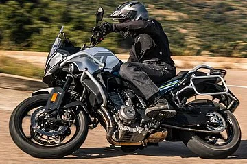 CFMoto 800 MT Sport