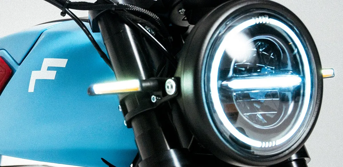 Famel E-XF Café Racer 2026 - 8