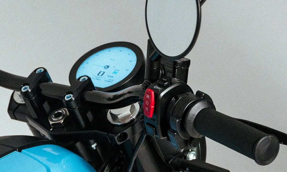 Famel E-XF Café Racer 2026 - 12
