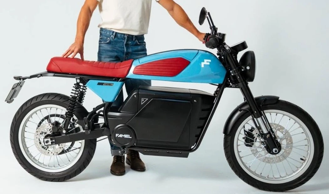 Famel E-XF Café Racer 2026 - 2