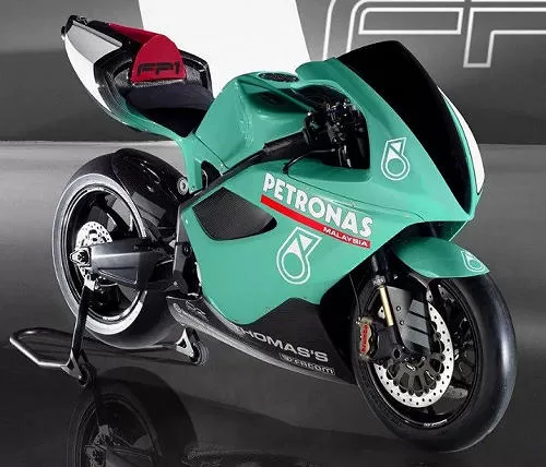 Profile photo of FP1 900 2003 in color not defined.