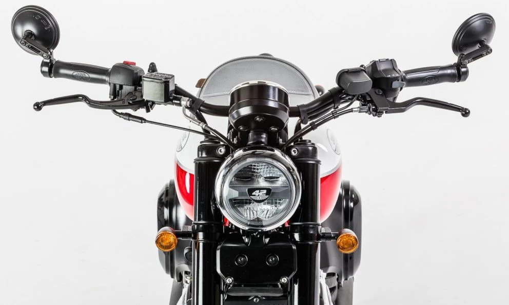 Jawa 42 Bobber 2026 - 10