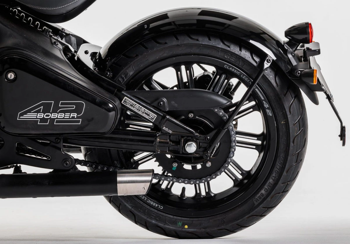 Jawa 42 Bobber 2026 - 8