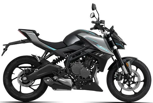 Foto de perfil del 450 R 2025 en color gris.