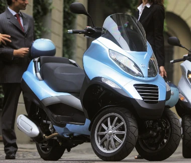 Photo de la Piaggio 125 MP3 2006