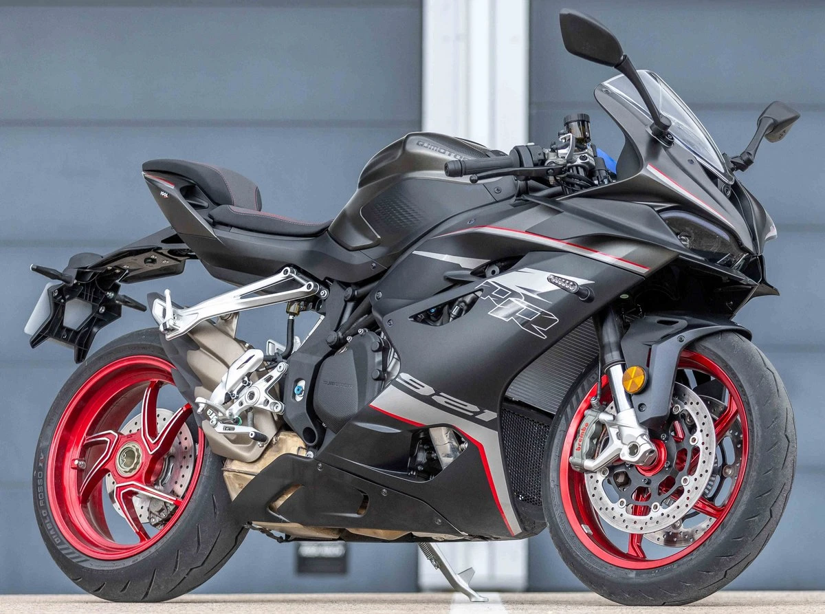 Foto del QJ Motor SRK 921 RR 2026
