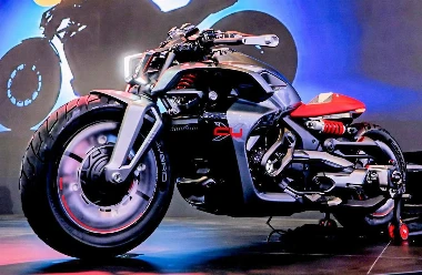 Photo de la Voge CU-X Hybrid Concept 2026