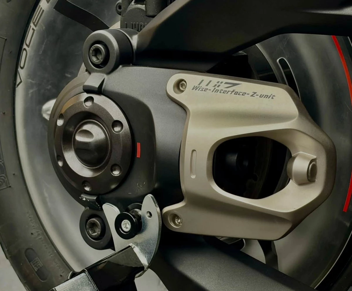 Voge CU-X Hybrid Concept 2026 - 14