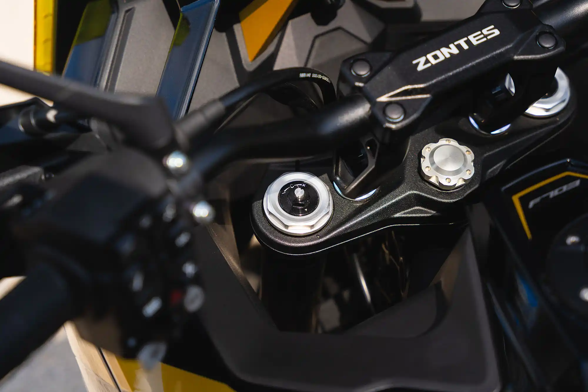 Zontes 703 F Touring 2025 - 16