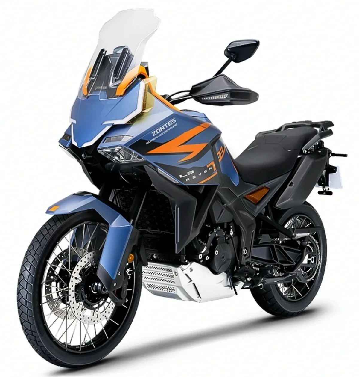 Une moto 703 F Adventure bleue et orange sur un fond blanc