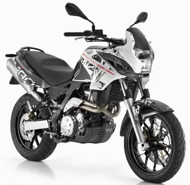 Photo de la Aprilia 650 PEGASO STRADA 2010