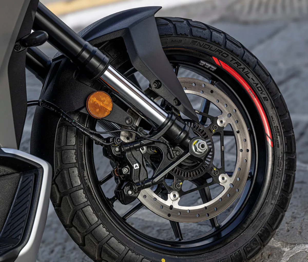 Aprilia SR GT 400 2026 - 18