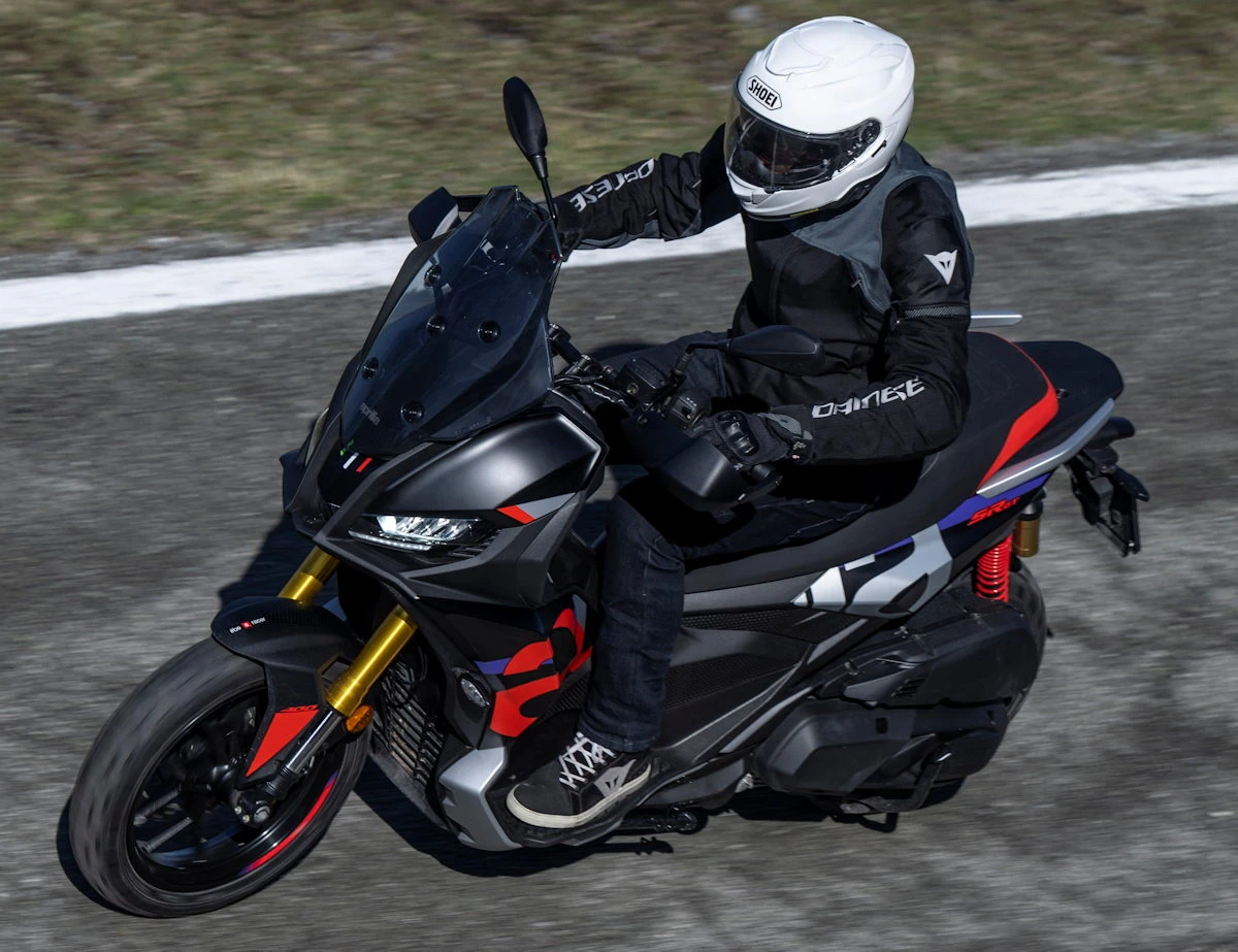 Aprilia SR GT 400 2026 - 5