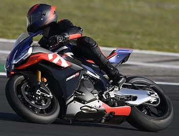 Aprilia RSV4 1100 Factory