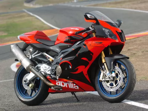 Profile photo of RSV-R 1000 Factory 2005 in color not defined.