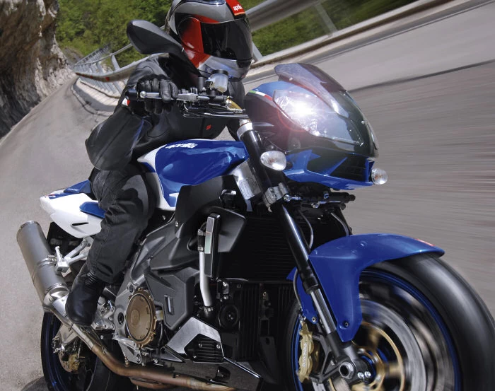 【6月中期間限定】Aprilia TUONO 1000 R Aprilia TUONO 1000 R 2009 - Motorcycle specifications, reviews, used
