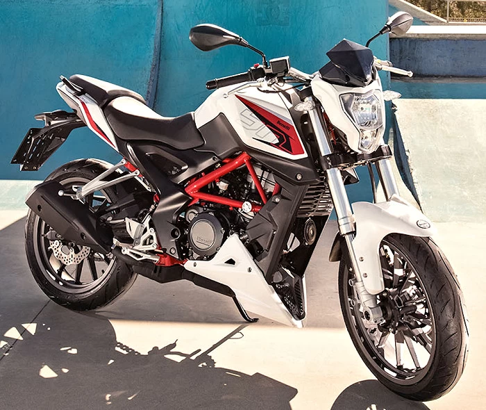 Benelli BN 251 2018 - Motorcycle specifications, reviews, photos