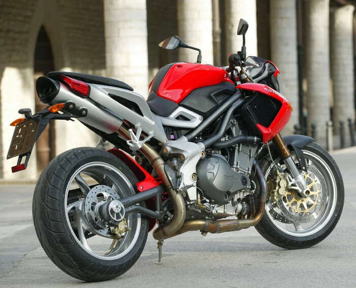 ドリー様 Benelli TnT 1130 Tornado Naked Tre 2005 - Motorcycle specifications