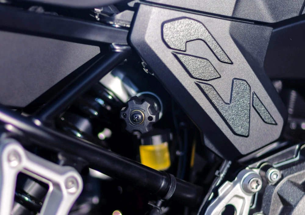 BMW F 900 GS Dark Edition 2025 - 4