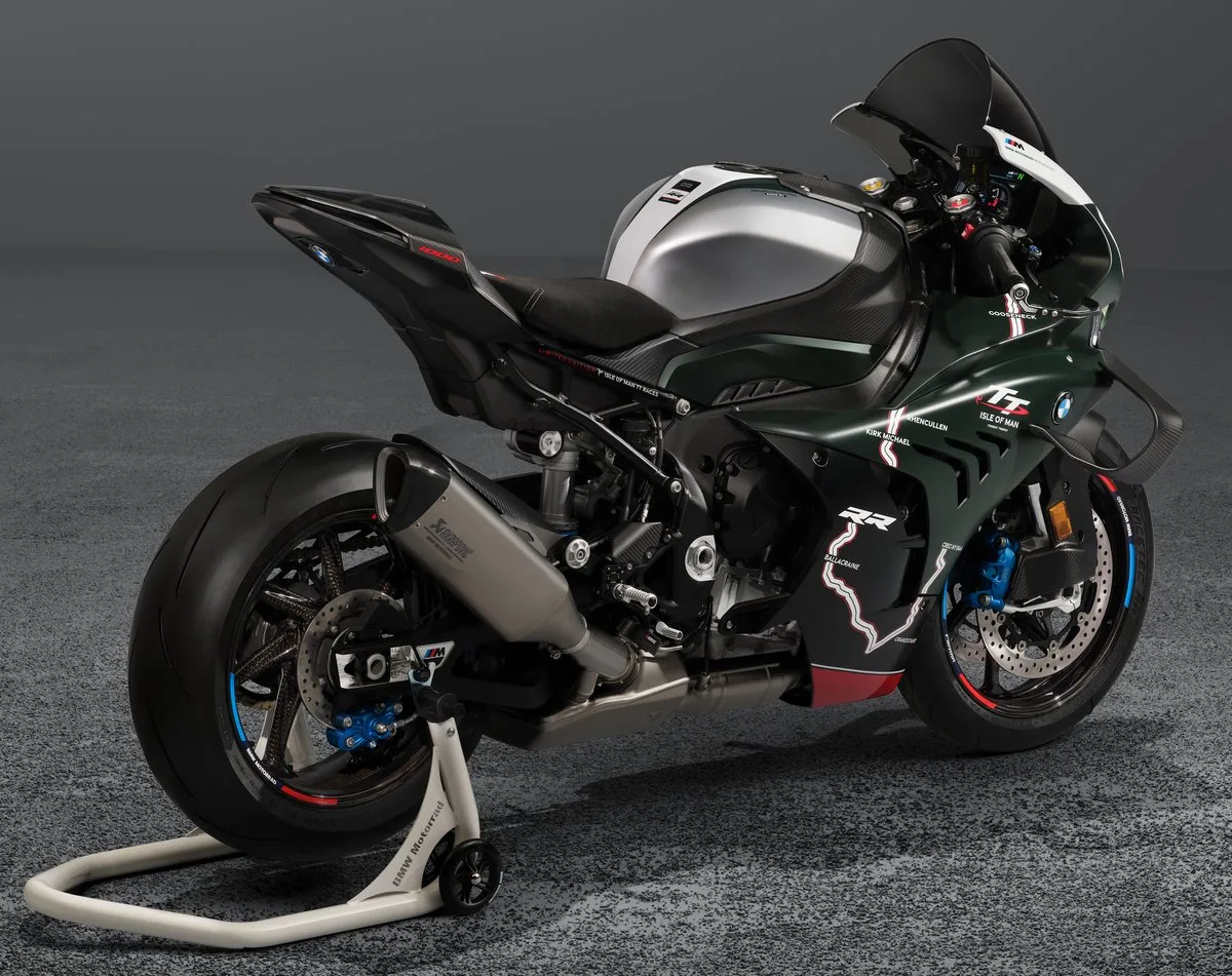 BMW M 1000 RR Limited Edition Isle of Man TT 2026 - 4