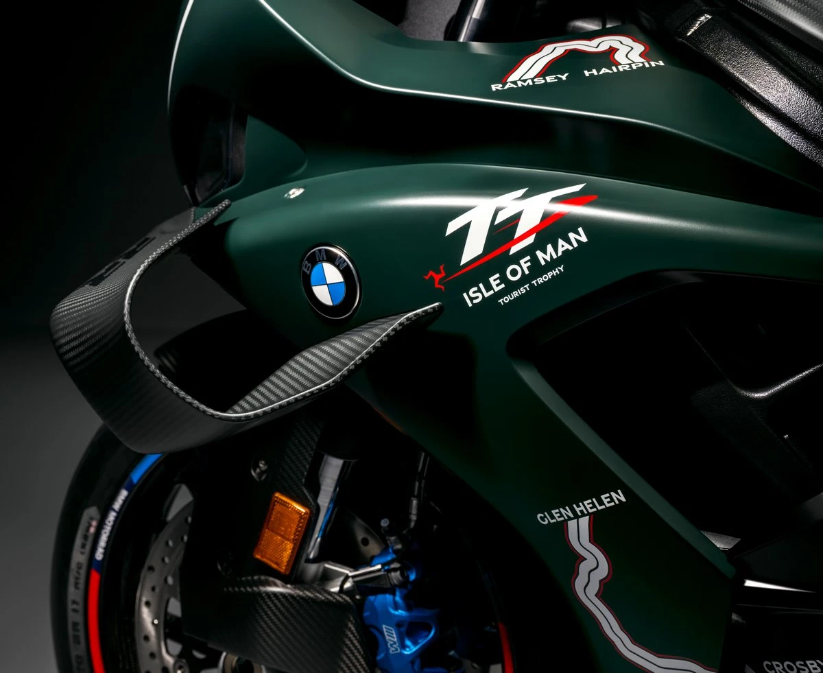 BMW M 1000 RR Limited Edition Isle of Man TT 2026 - 7