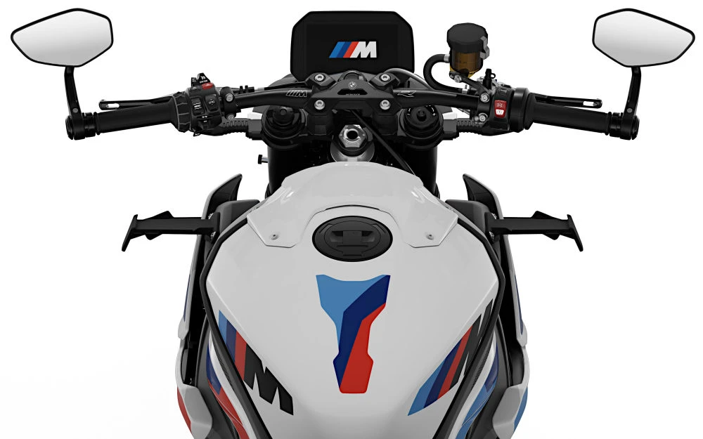 Le poste de conduite de la moto BMW M 1000 R