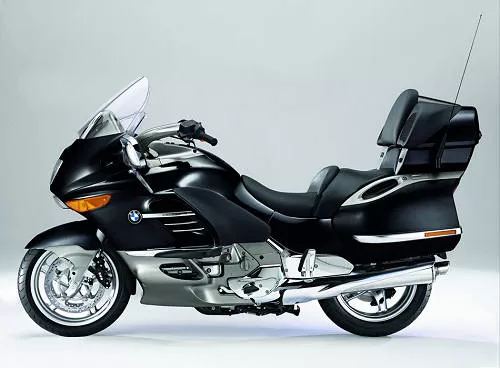 Foto de perfil del K 1200 LT 2007 en color indefinido.