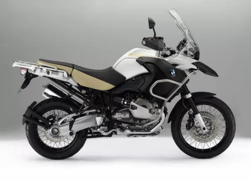 Profile photo of R 1200 GS ADVENTURE 90 ans 2013 in color not defined.
