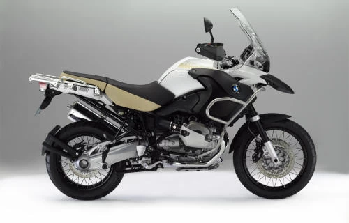 Foto de perfil del R 1200 GS 2012 en color indefinido.