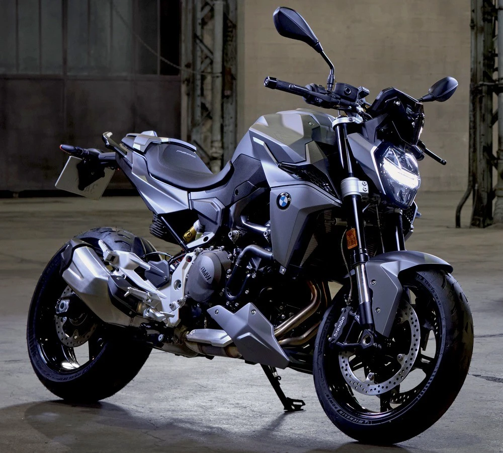BMW F 900 R Frozen Pure Grey 2026 - Motorcycle specifications, price