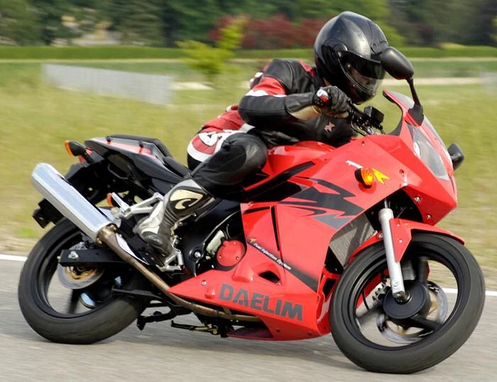 Daelim 125 ROADSPORT R 2007 - Motorcycle specifications, reviews