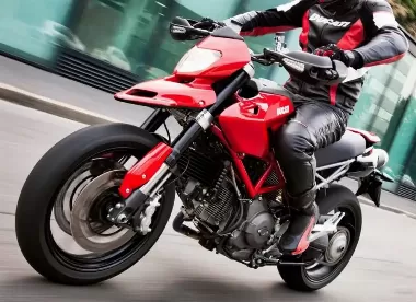 Foto del Ducati HM 1100 HYPERMOTARD evo 2010