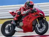 Motorcycle Ducati 1100 Panigale V4 S 2022