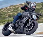 Motorcycle Ducati DIAVEL 1260 2021