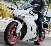 Moto Ducati SuperSport S 2018