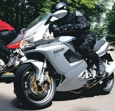 Foto del Ducati ST3 1000 2004