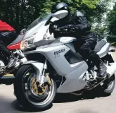 Moto Ducati ST3 1000 2004