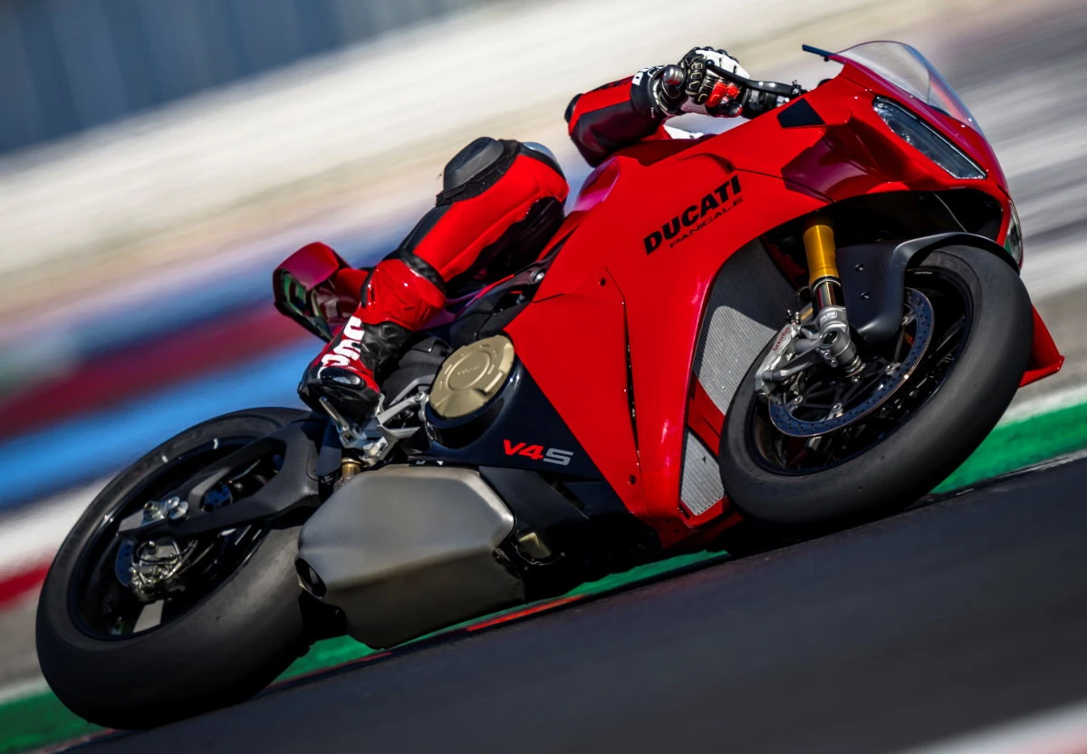 Ducati 1100 Panigale V4 S 2027 - 6