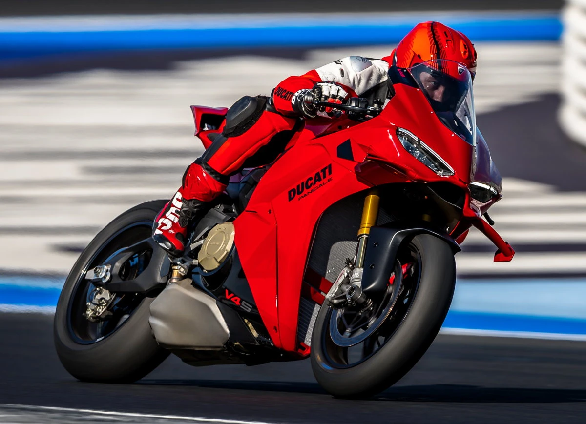 Ducati 1100 Panigale V4 S 2027 - 9